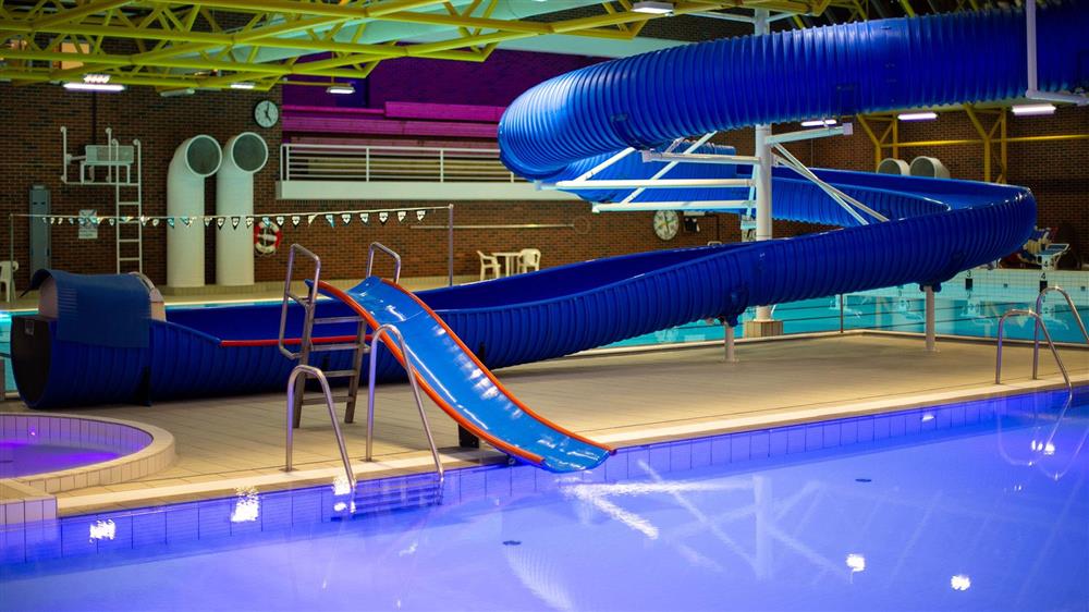 Skliene og varmebasseng - Klikk for stort bilde